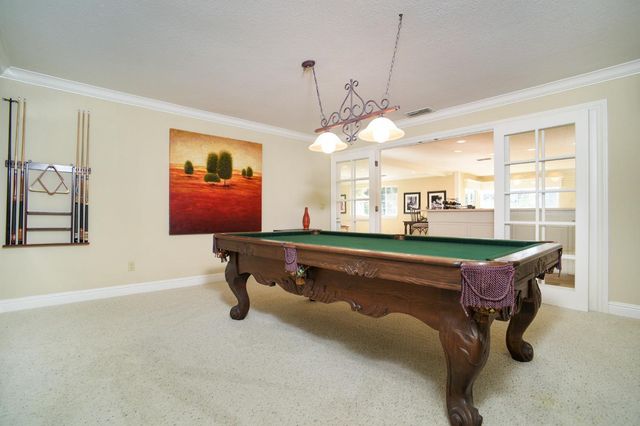 8720 Tavernor Rd, Wilton, CA 95693