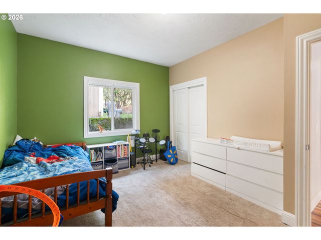 32717 Ne 94TH St, Camas, WA 98607