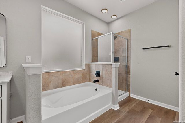 615 Colosseo Way, San Antonio, TX 78253