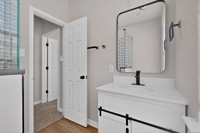 615 Colosseo Way, San Antonio, TX 78253