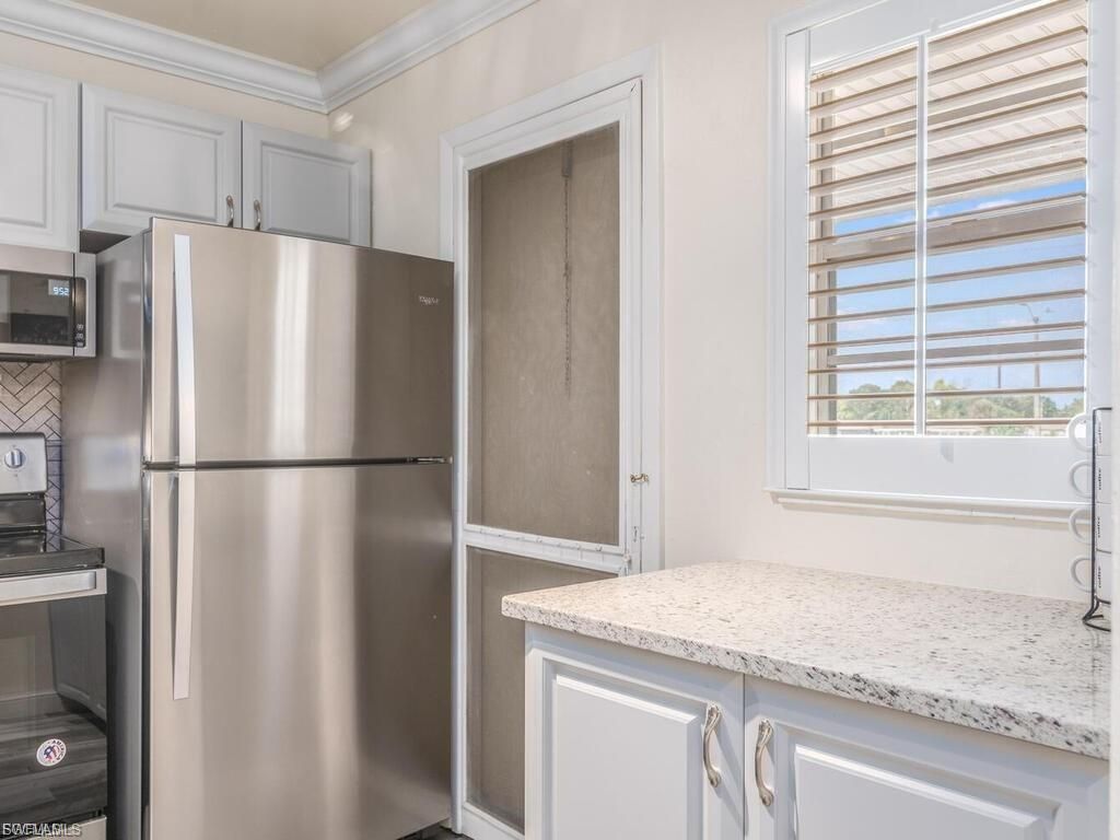 1010 Tropic TER, NORTH FORT MYERS, FL 33903 — photo 5