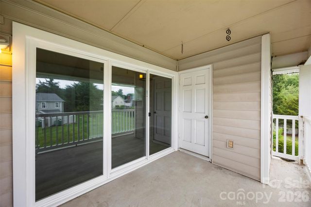 9320 South Vicksburg Park Court, Charlotte, NC 28210