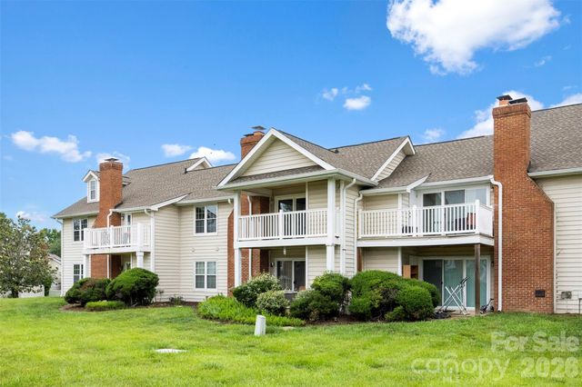 9320 South Vicksburg Park Court, Charlotte, NC 28210