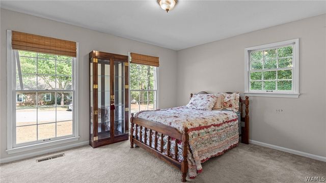 2601 Shoal, Northport, AL 35473