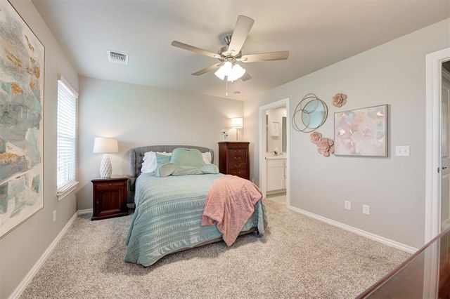 3909 Lynne Avenue, Edmond, OK 73012