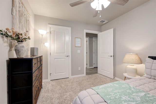 3909 Lynne Avenue, Edmond, OK 73012