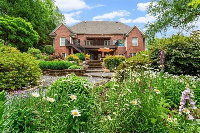 247 James Way, Advance, NC 27006