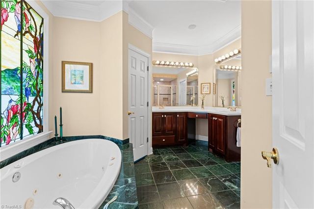 247 James Way, Advance, NC 27006