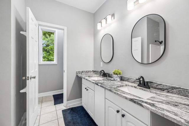 502 Shire Court, Dalton, GA 30720