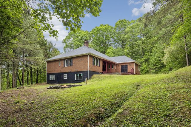 502 Shire Court, Dalton, GA 30720