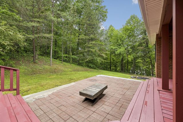 502 Shire Court, Dalton, GA 30720