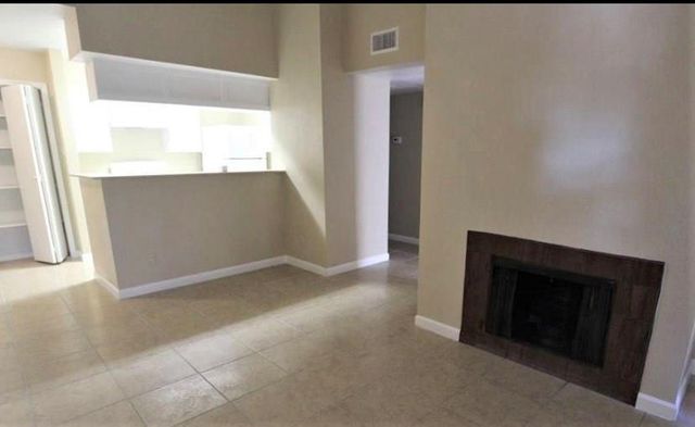 10100 S Gessner Road 215, Houston, TX 77071