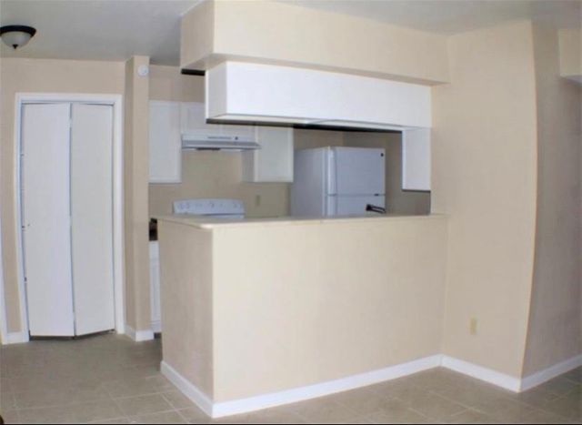 10100 S Gessner Road 215, Houston, TX 77071