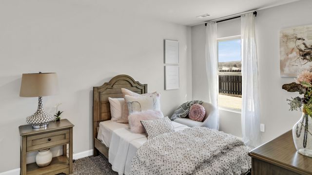 138 Aurora Circle, Fayetteville, TN 37334