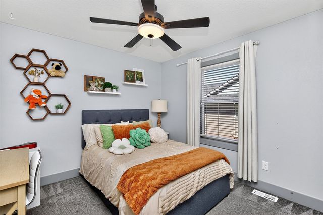 1920 Roebling Road, Adel, IA 50003