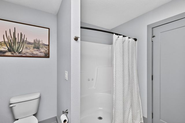 1920 Roebling Road, Adel, IA 50003