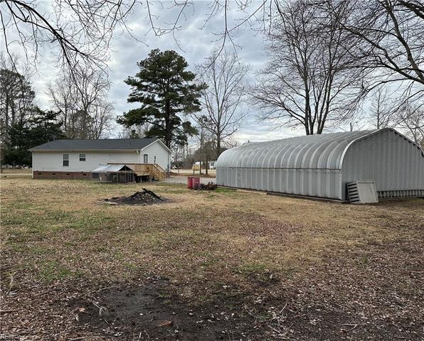 125 Longhorn DR, Moyock, NC 27958