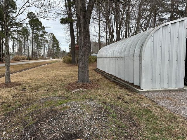 125 Longhorn DR, Moyock, NC 27958