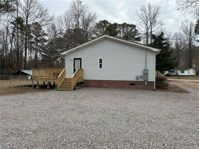 125 Longhorn DR, Moyock, NC 27958