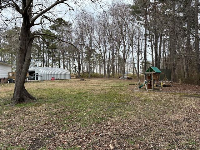 125 Longhorn DR, Moyock, NC 27958