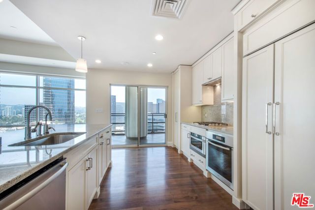 1 W Century Drive 19D, Los Angeles, CA 90067