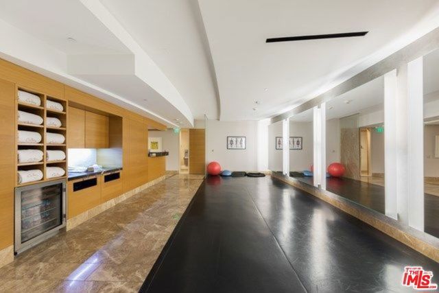 1 W Century Drive 19D, Los Angeles, CA 90067