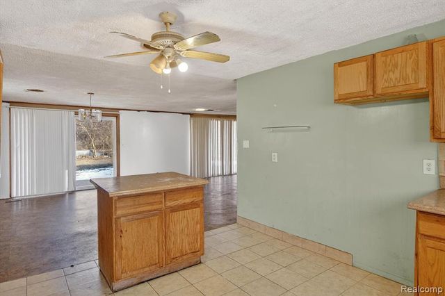 18444 Cornell Road, Southfield, MI 48075