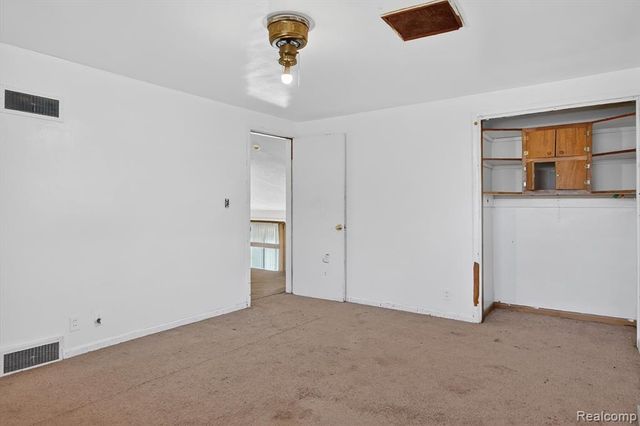 18444 Cornell Road, Southfield, MI 48075