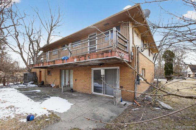 18444 Cornell Road, Southfield, MI 48075