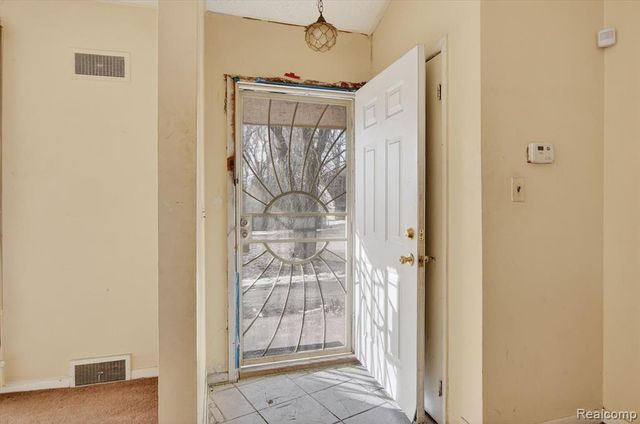 18444 Cornell Road, Southfield, MI 48075