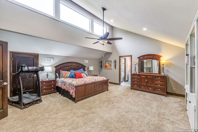 212 Sagecrest, San Antonio, TX 78232