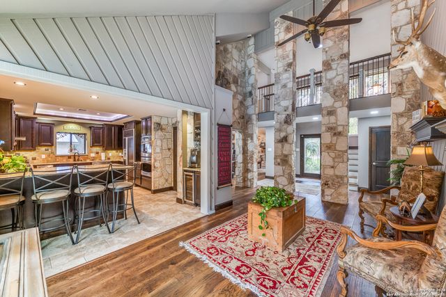 212 Sagecrest, San Antonio, TX 78232