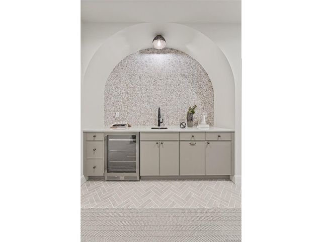 1135 S Downing St, Denver, CO 80210