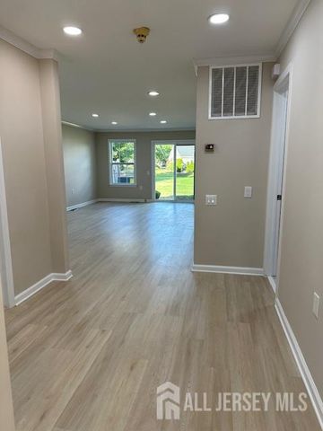 1 John Adams Court B, Monroe, NJ 08831