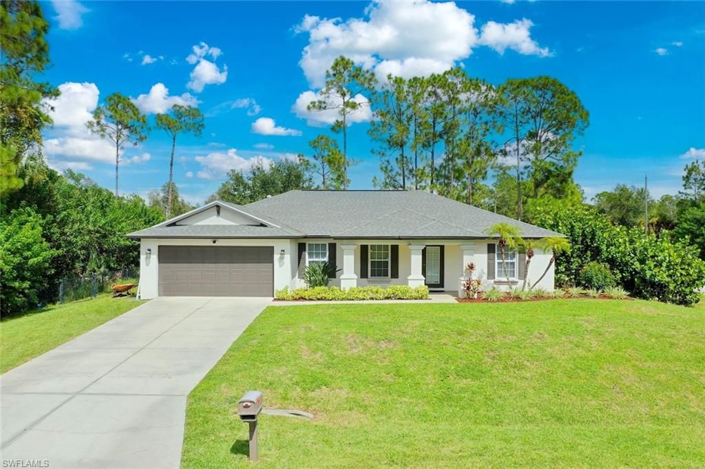 137 Napier AVE S, LEHIGH ACRES, FL 33974 — exterior