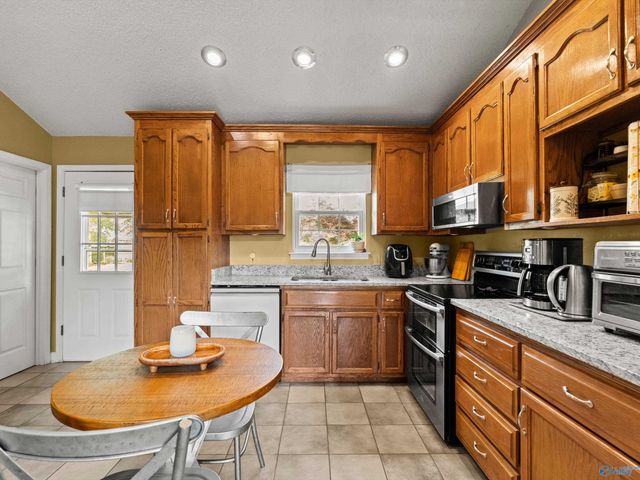 20319 Myers Road, Athens, AL 35614