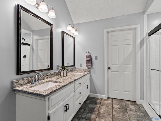 20319 Myers Road, Athens, AL 35614