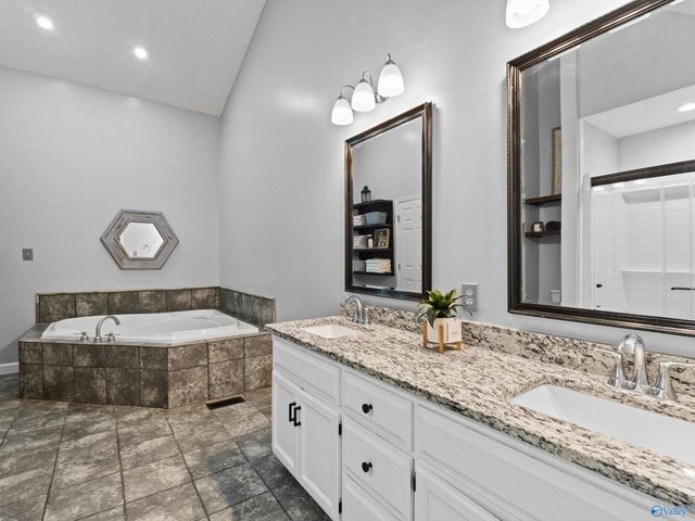 20319 Myers Road, Athens, AL 35614
