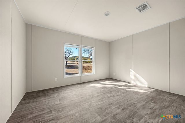 613 County Road 3376, Kempner, TX 76539