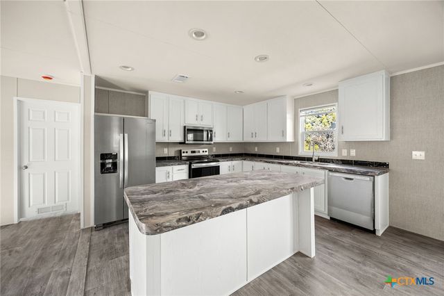 613 County Road 3376, Kempner, TX 76539