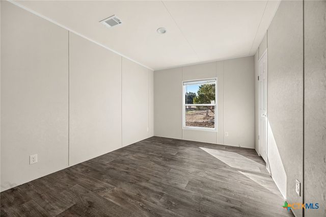 613 County Road 3376, Kempner, TX 76539