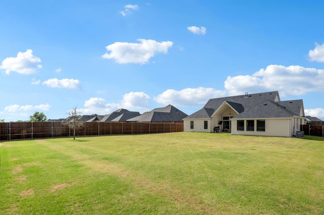 321 Wimberley Drive, Haslet, TX 76052