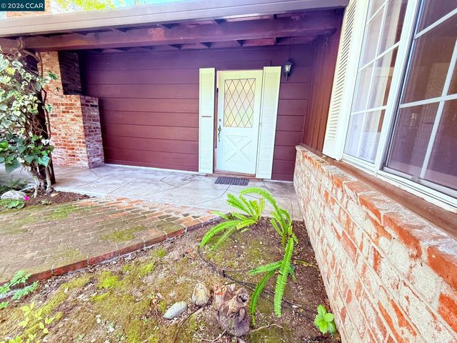 105 Camille Court, Alamo, CA 94507