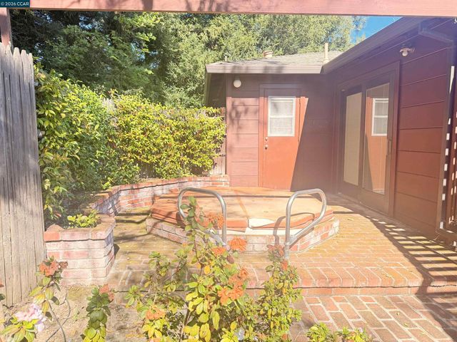 105 Camille Court, Alamo, CA 94507