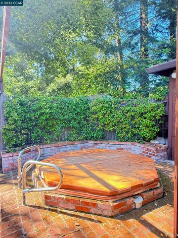 105 Camille Court, Alamo, CA 94507