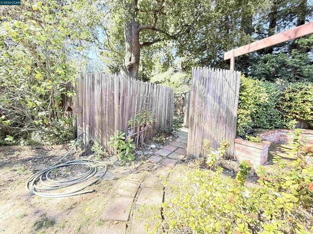 105 Camille Court, Alamo, CA 94507