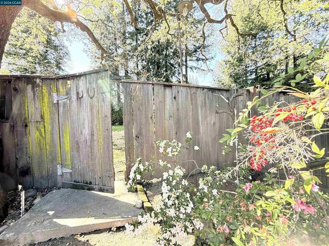 105 Camille Court, Alamo, CA 94507