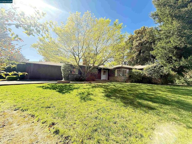 105 Camille Court, Alamo, CA 94507