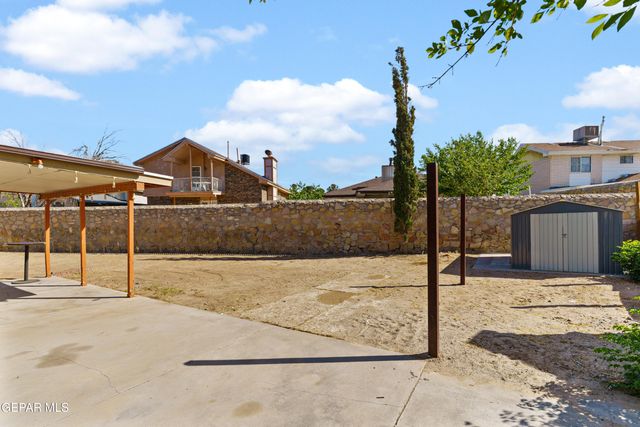 1749 ALAN SHEPARD Lane, El Paso, TX 79936