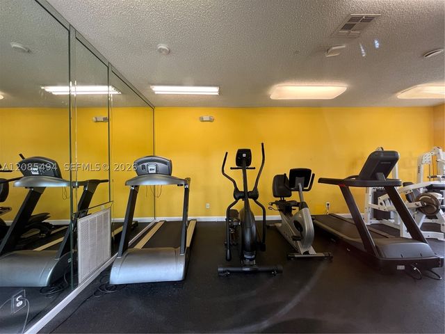 661 Cypress Lake Blvd A20, Deerfield Beach, FL 33064